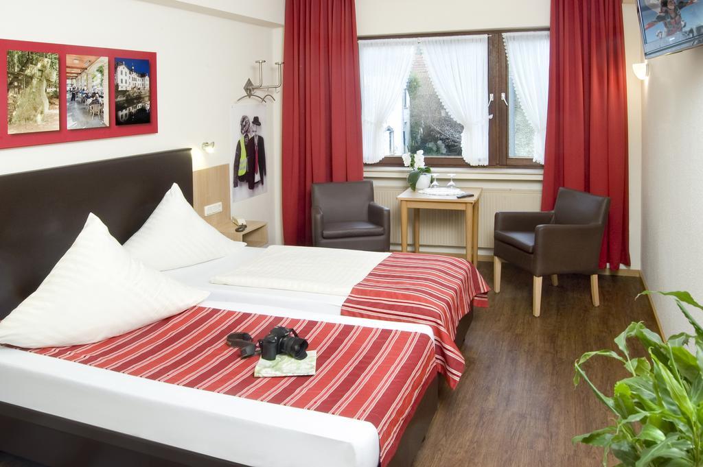 Hotel Hauer Боллендорф Екстер'єр фото